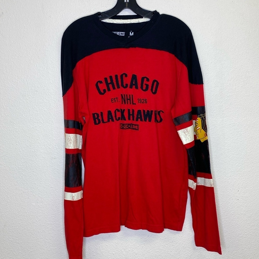 Chicago Blackhawks Hockey Tee Men's Medium